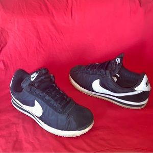 Unisex Nike Cortez Classic Black/white (7)